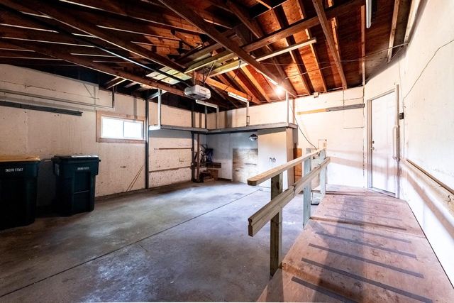 10090 S Chicago ROAD, Oak Creek, WI 53154