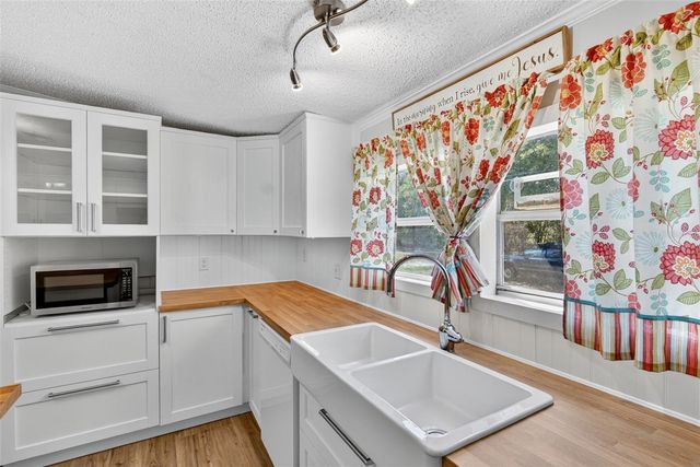 28 NE 558TH AVENUE, Old Town, FL 32680