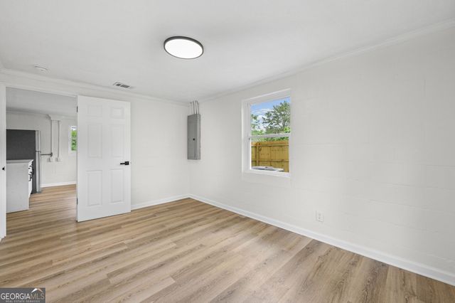 1020 E McIntosh Road, Griffin, GA 30223