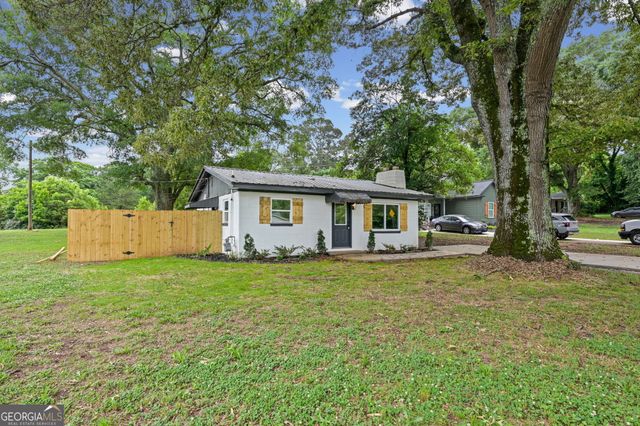 1020 E McIntosh Road, Griffin, GA 30223