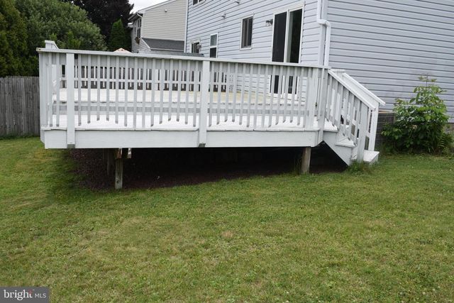 2155 MILL VALLEY LN, Quakertown, PA 18951