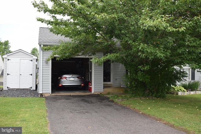 2155 MILL VALLEY LN, Quakertown, PA 18951