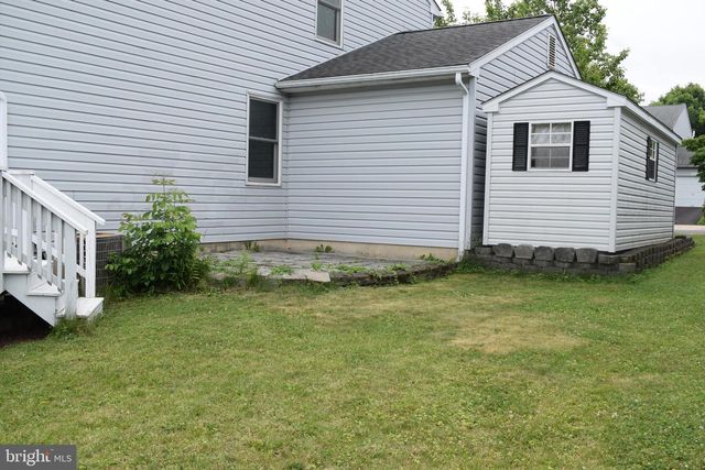 2155 MILL VALLEY LN, Quakertown, PA 18951