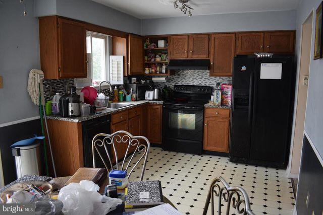 2155 MILL VALLEY LN, Quakertown, PA 18951