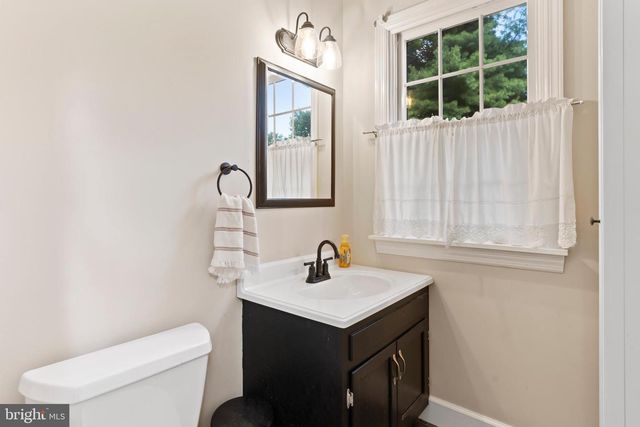 50 WEDGEWOOD DR, Carlisle, PA 17015