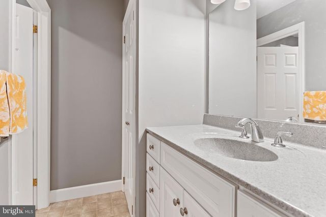 50 WEDGEWOOD DR, Carlisle, PA 17015