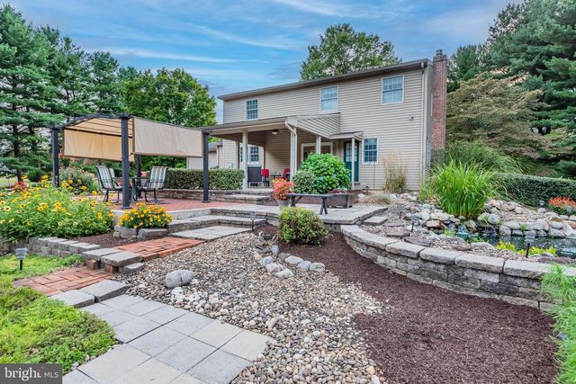 50 WEDGEWOOD DR, Carlisle, PA 17015