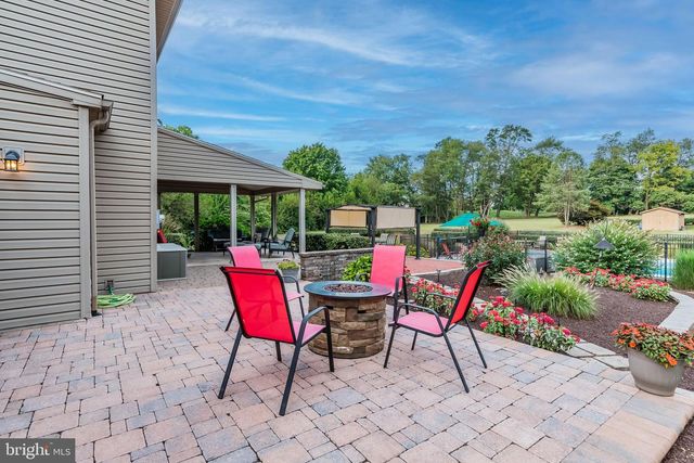 50 WEDGEWOOD DR, Carlisle, PA 17015
