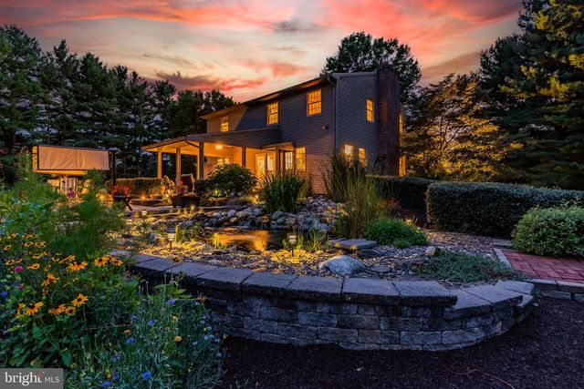 50 WEDGEWOOD DR, Carlisle, PA 17015