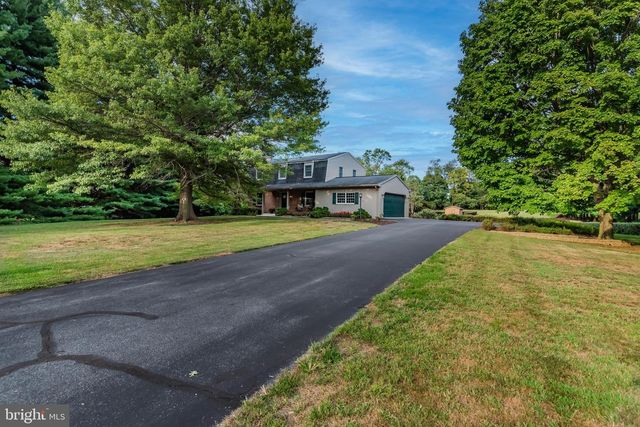 50 WEDGEWOOD DR, Carlisle, PA 17015