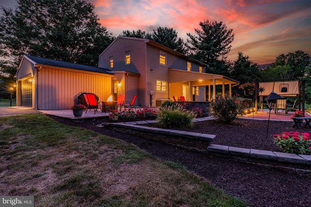 50 WEDGEWOOD DR, Carlisle, PA 17015
