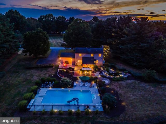 50 WEDGEWOOD DR, Carlisle, PA 17015