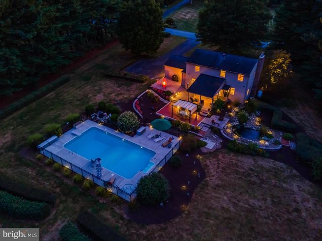 50 WEDGEWOOD DR, Carlisle, PA 17015
