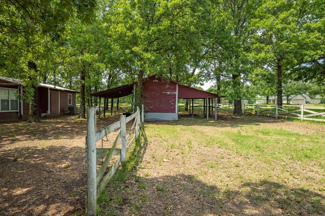 900 Rs County Road 3480, Alba, TX 75410