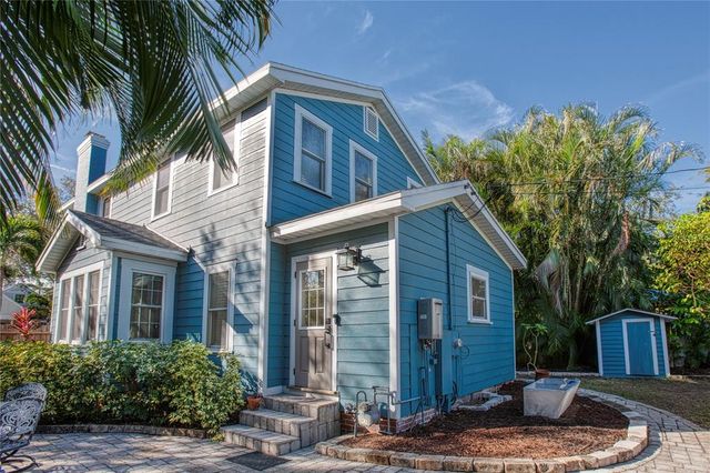 165 21ST AVENUE NE, St Petersburg, FL 33704