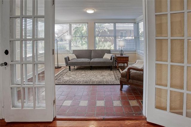 165 21ST AVENUE NE, St Petersburg, FL 33704