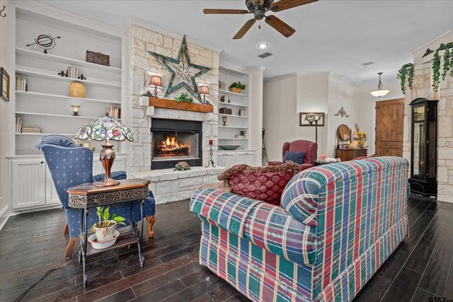 12170 Copper Ct, Tyler, TX 75706