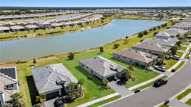 13846 Pine Lodge LN, Fort Myers, FL 33913