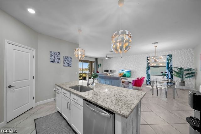 13846 Pine Lodge LN, Fort Myers, FL 33913