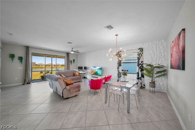 13846 Pine Lodge LN, Fort Myers, FL 33913