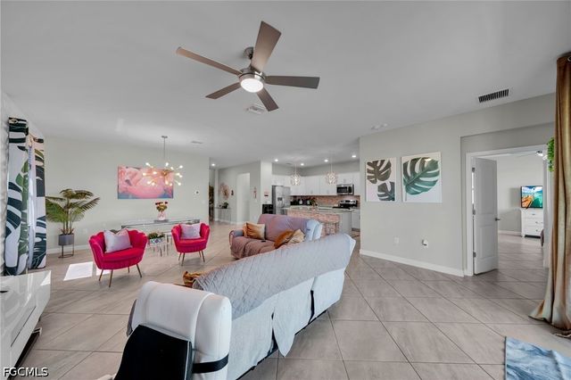 13846 Pine Lodge LN, Fort Myers, FL 33913