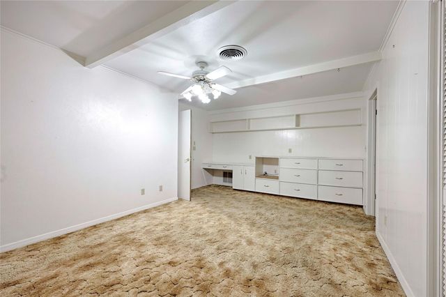 302 Baumgarten Street, Schulenburg, TX 78956