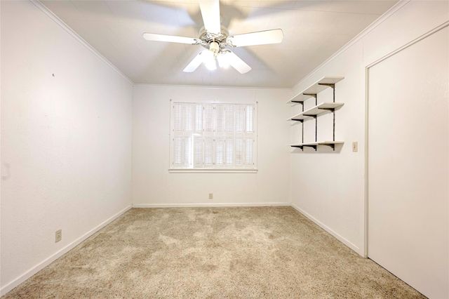 302 Baumgarten Street, Schulenburg, TX 78956