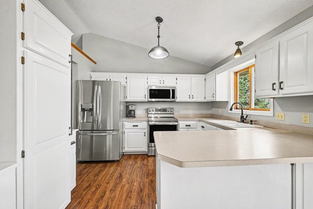 6081 144th Lane NW, Anoka, MN 55303