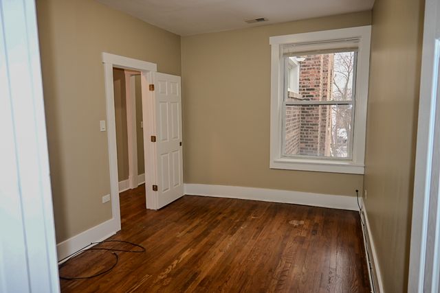 1431 S Tripp Avenue 3, Chicago, IL 60623