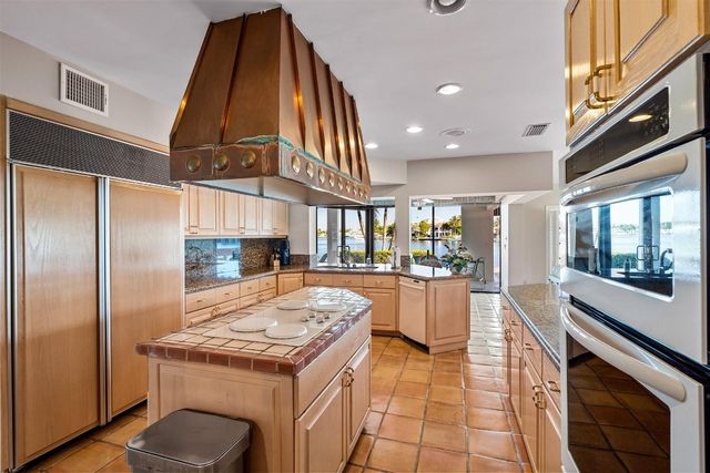 640 3rd Key Drive, Fort Lauderdale, FL 33304