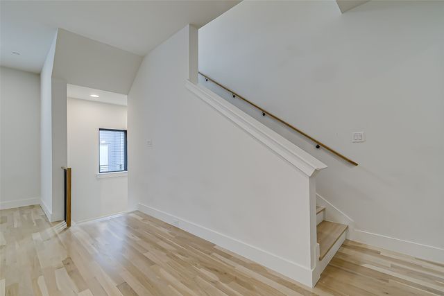 2707 Kimsey Drive 101, Dallas, TX 75235