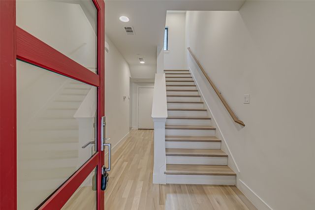 2707 Kimsey Drive 101, Dallas, TX 75235