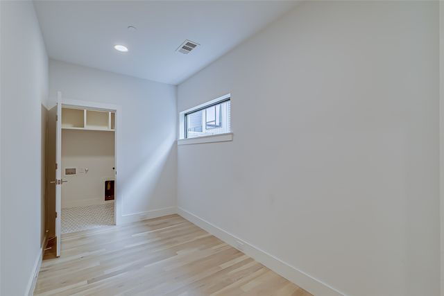 2707 Kimsey Drive 101, Dallas, TX 75235