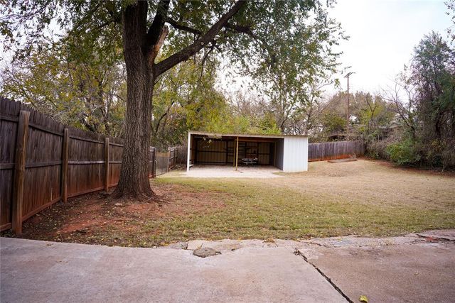 924 N Ash Street, Guthrie, OK 73044