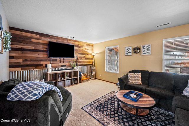 6547 N Talon Ln, Coeur D'alene, ID 83815