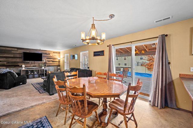 6547 N Talon Ln, Coeur D'alene, ID 83815