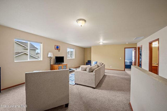 6547 N Talon Ln, Coeur D'alene, ID 83815