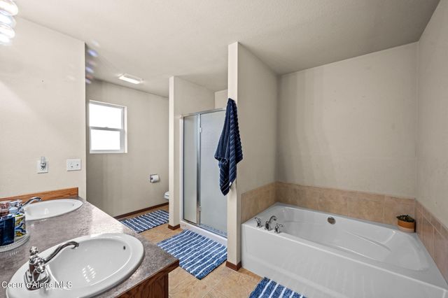 6547 N Talon Ln, Coeur D'alene, ID 83815