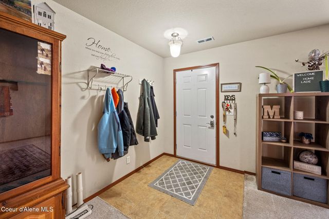 6547 N Talon Ln, Coeur D'alene, ID 83815