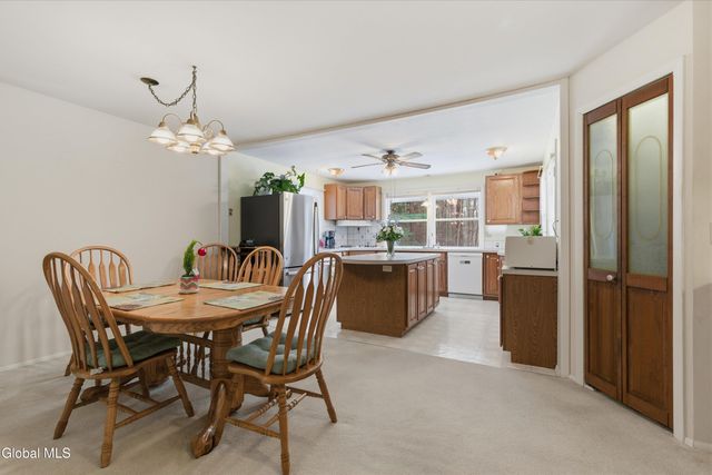 84 Hutchins Road, Ballston Spa, NY 12020