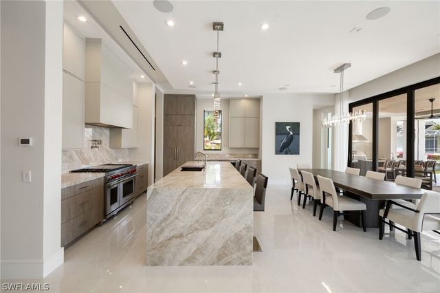 2345 Tarpon RD, Naples, FL 34102