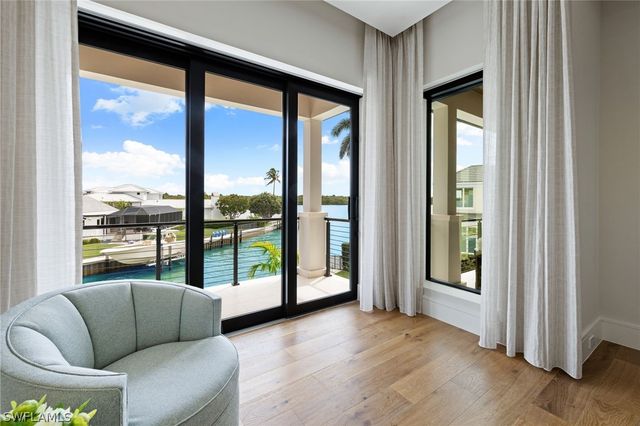 2345 Tarpon RD, Naples, FL 34102