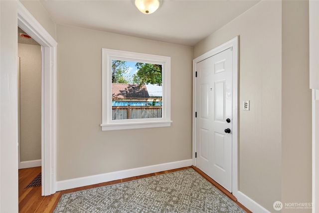 2910 N 9th Street, Tacoma, WA 98406
