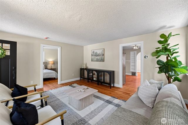 2910 N 9th Street, Tacoma, WA 98406