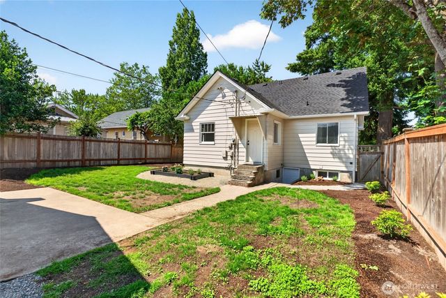 2910 N 9th Street, Tacoma, WA 98406
