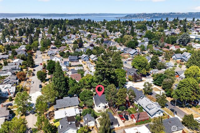2910 N 9th Street, Tacoma, WA 98406