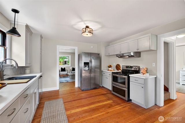 2910 N 9th Street, Tacoma, WA 98406