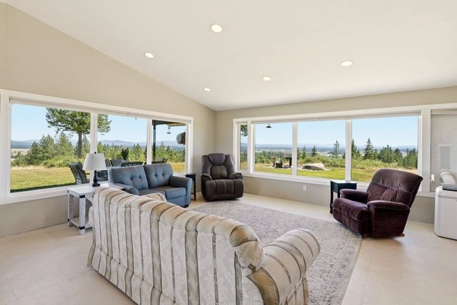 4746 Furze Rd, Clayton, WA 99110