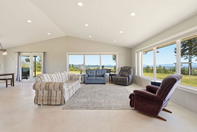 4746 Furze Rd, Clayton, WA 99110