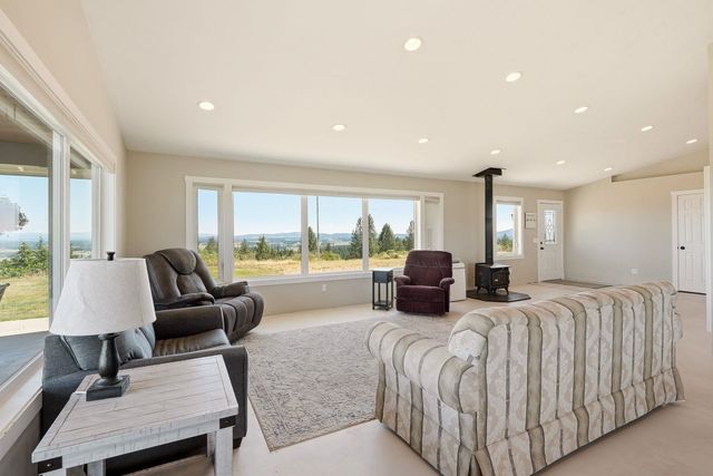 4746 Furze Rd, Clayton, WA 99110
